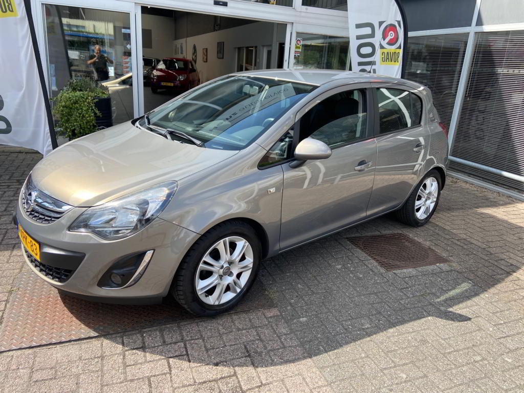 Opel Corsa 1.4 16v Blitz
