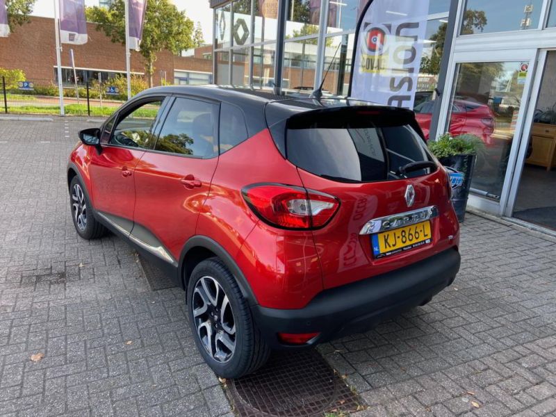Captur KJ 866 L 02