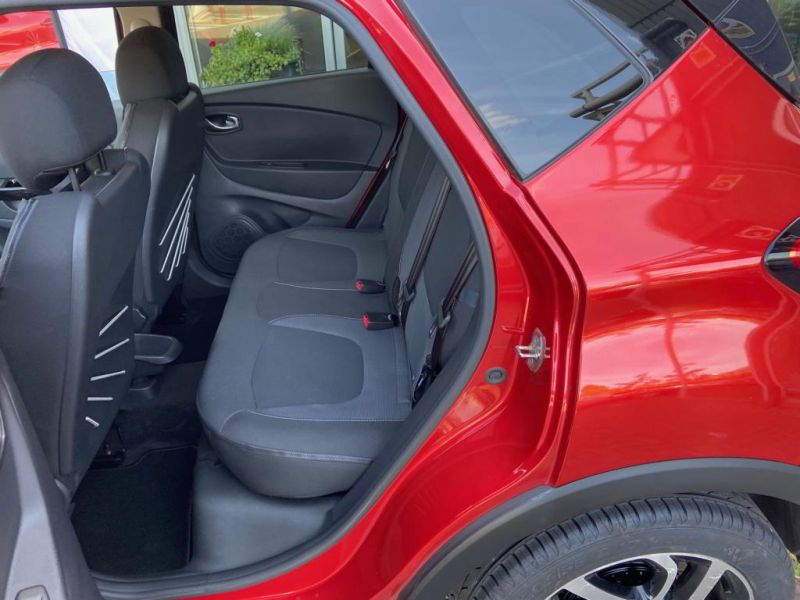 Captur KJ 866 L 08
