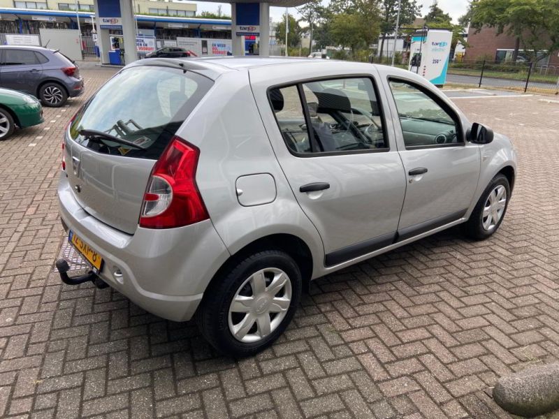 Dacia 12 SXP 8 04