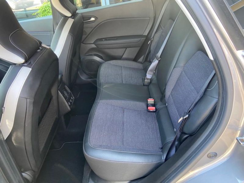 Renault Captur HRN 21 R 10