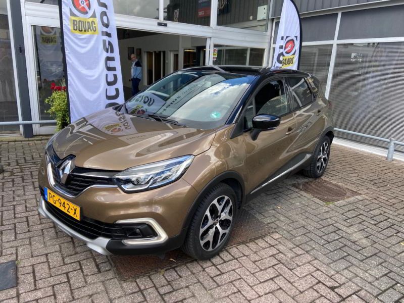 Renault Captur PG 942 X 01