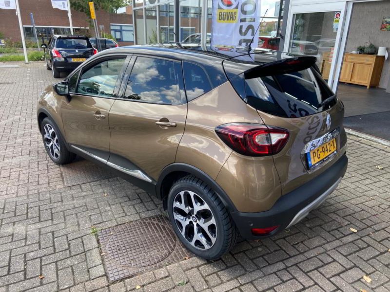 Renault Captur PG 942 X 03
