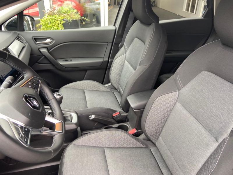 Renault Captur X 969 TF 09