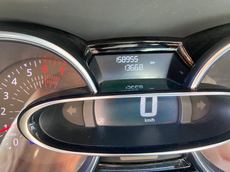 Renault Clio KR 095 K 06
