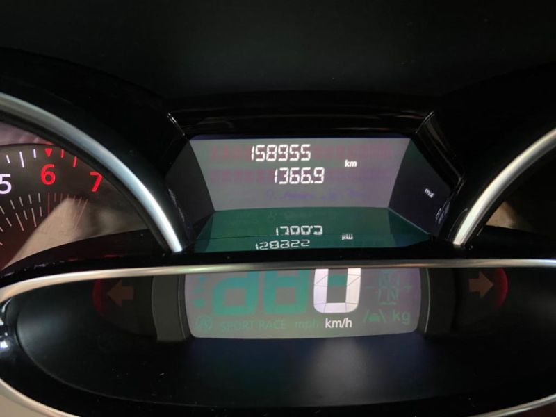 Renault Clio KR 095 K 16