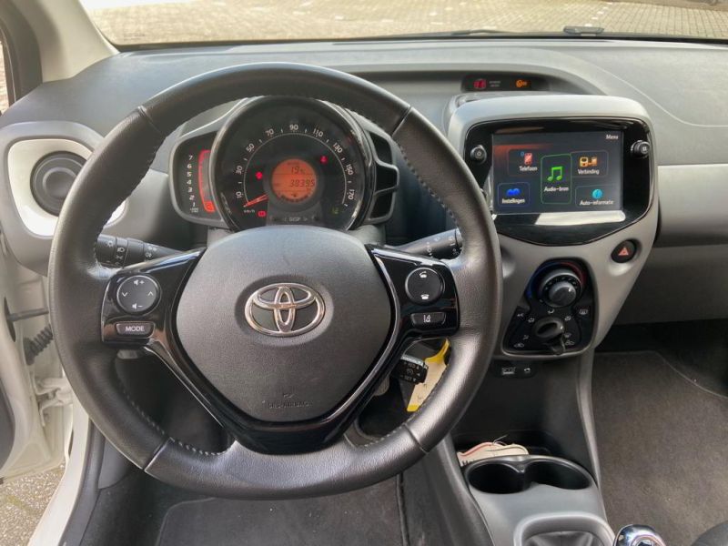 Toyota Aygo 2019 L 143 HL 9